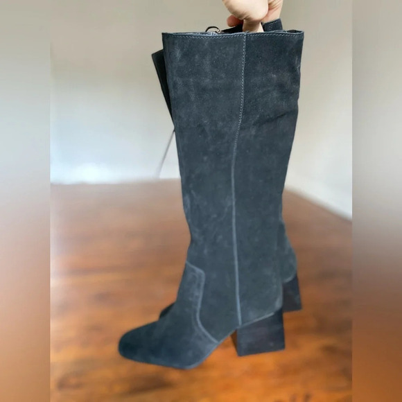 Blondo Knee Boots Waterproof Cow Suede Quiet Luxury Streetwear Date Night Y2K - Picture 3 of 12